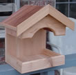 Cedar Platform Feeder