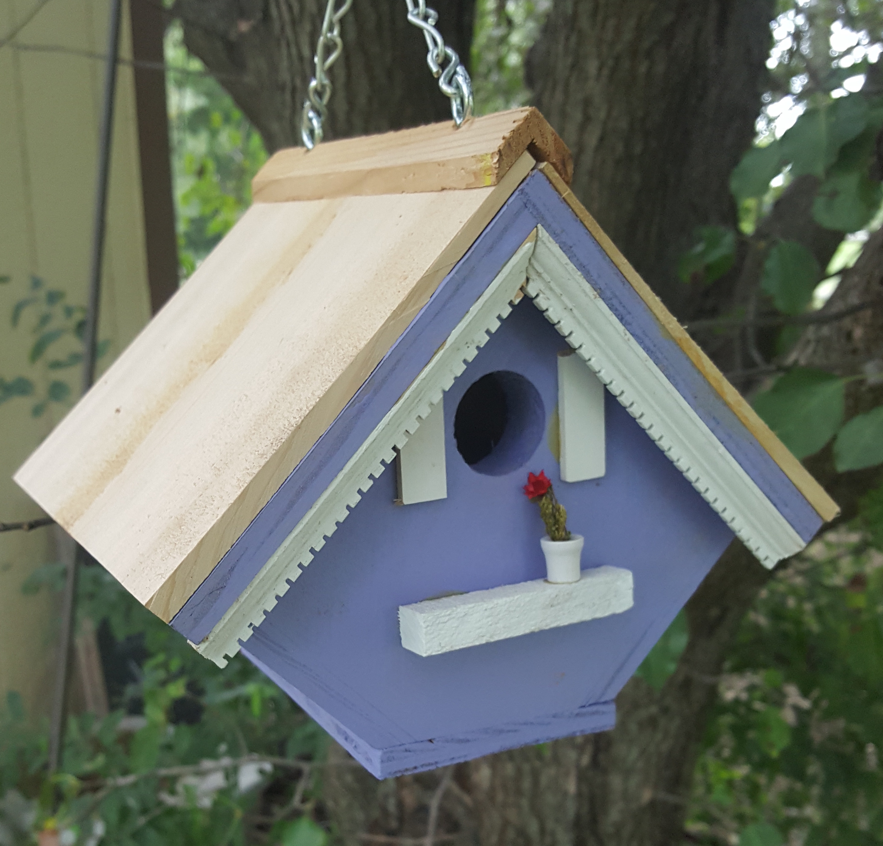 Victorian Style Wren Birdhouse