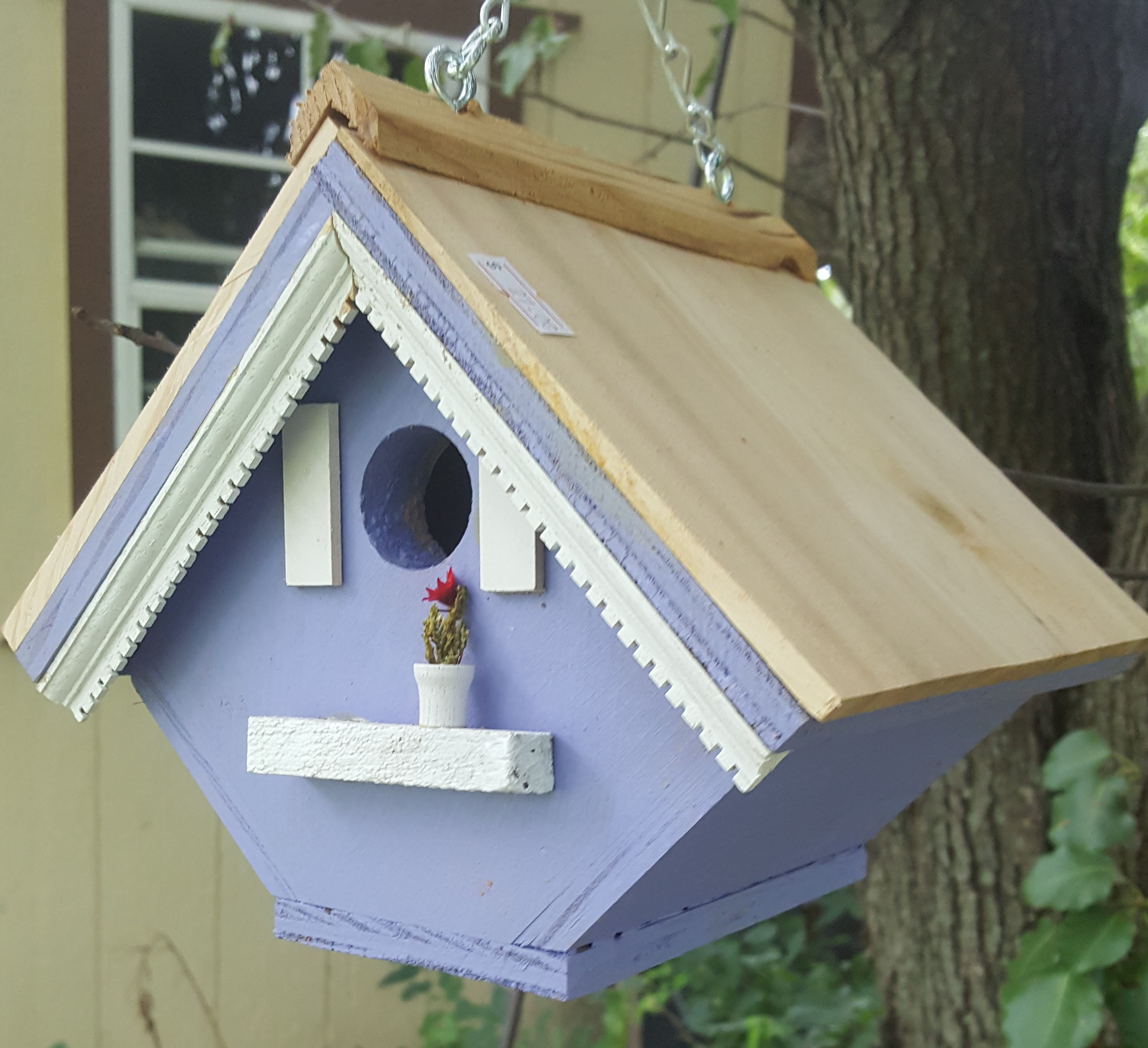 Victorian wren birdhouse - lavender